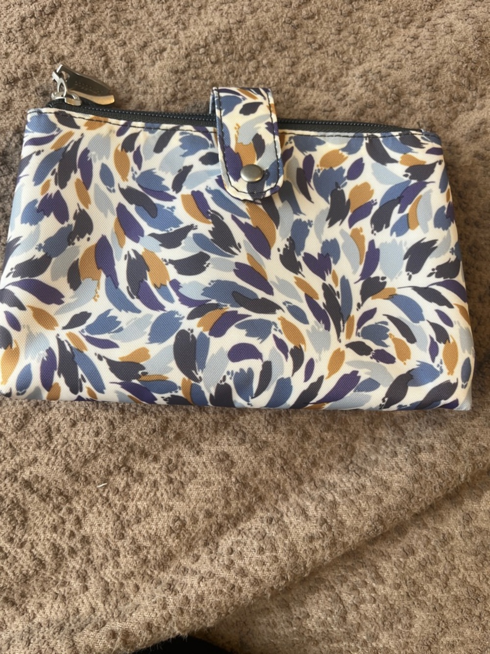 Baggallini Feather Print Cosmetic Wristlet in Blue, Navy & Mustard